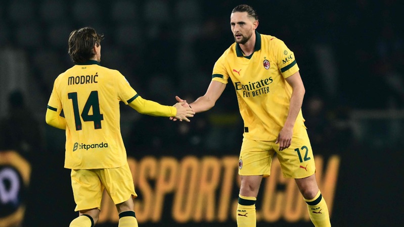 过边线发球 过边线发球