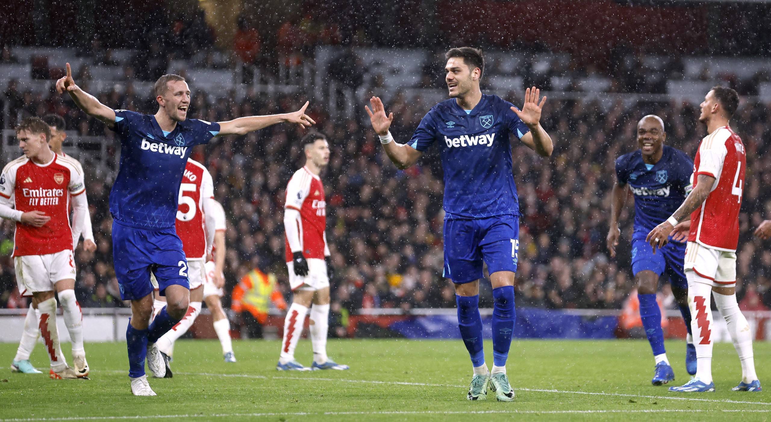 恢复比赛的 恢复比赛的